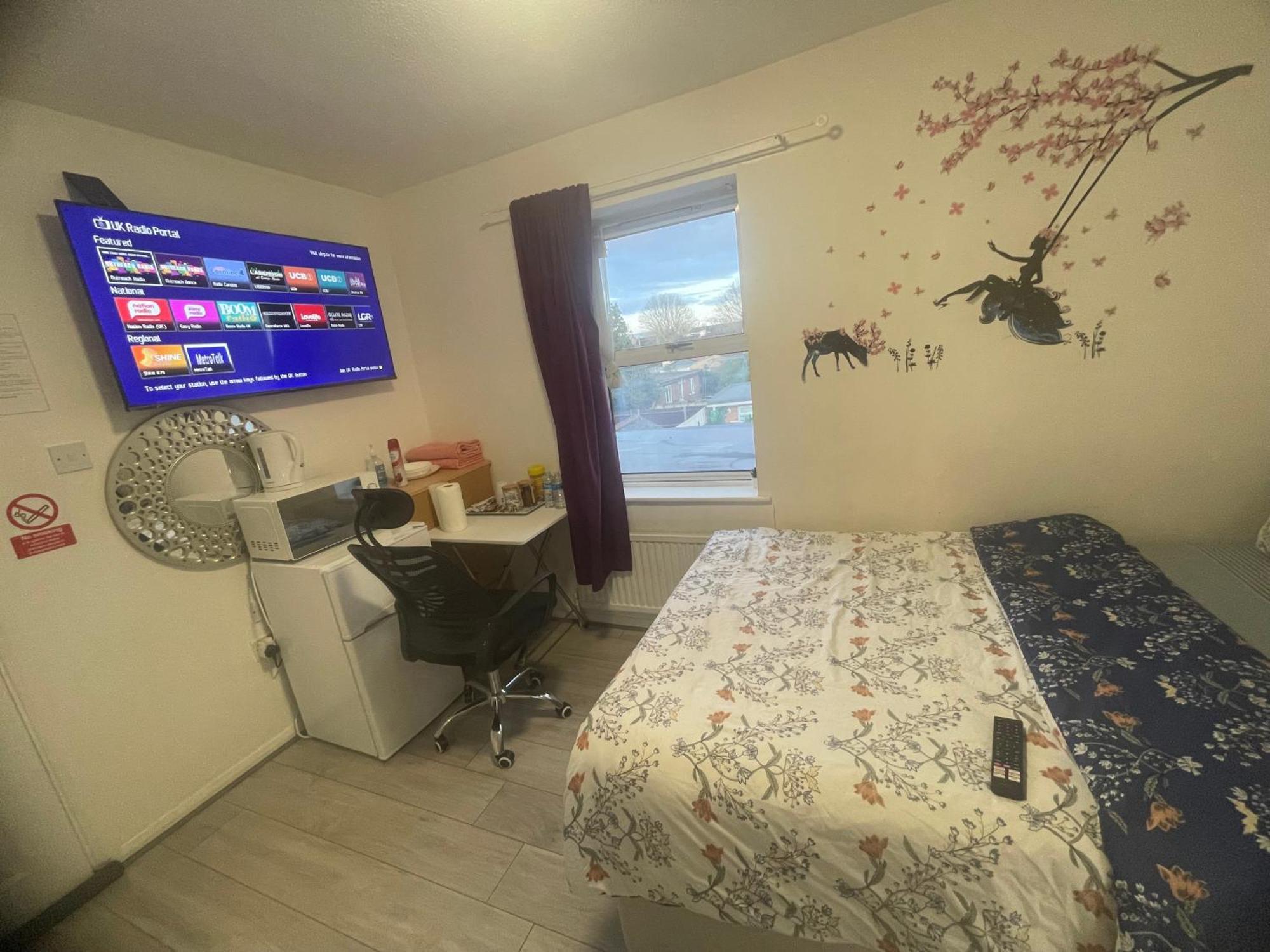 North Avenue Guest House Ltd, Heathrow Airport-Free Parking Hayes  Eksteriør billede